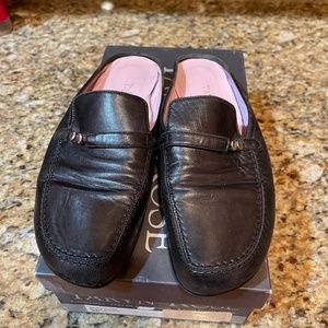 Taryn Rose Black Leather Slides